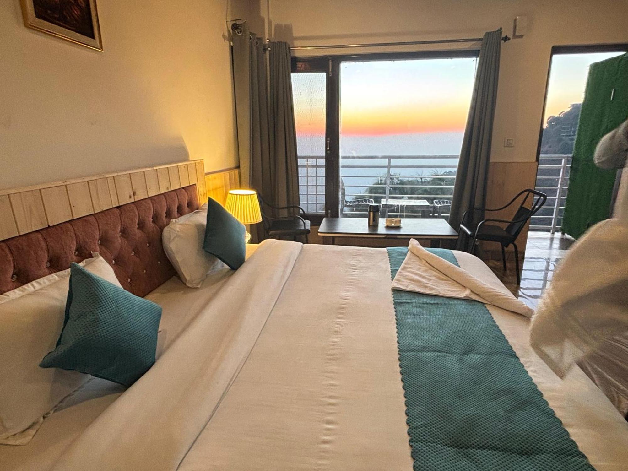 Humble Stay Villa Kasauli Zewnętrze zdjęcie